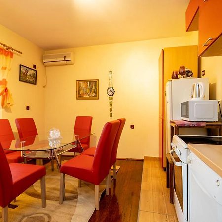 Apartman Jozic Книн Екстер'єр фото