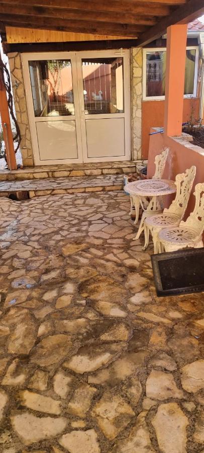 Apartman Jozic Книн Екстер'єр фото